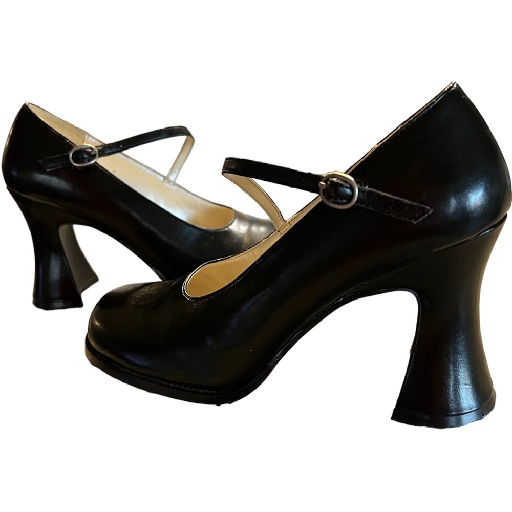 Y2K Vintage Unlisted Mary Janes